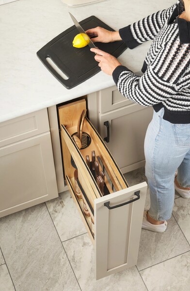 5" Craftsman Collection Solid Maple Knife Block Pullout Organizer w/ Black Accents and BLUM Soft-Close Slides 