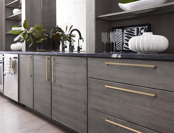 Blackrock - 18" Appliance Pull CC Champagne Bronze