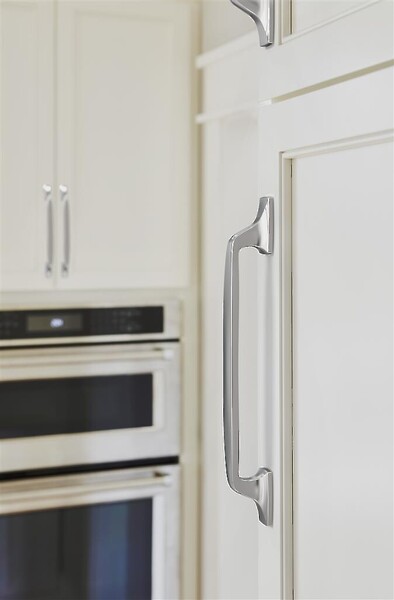 Highland Ridge 18 Inch Appliance Pull - Polished Chrome