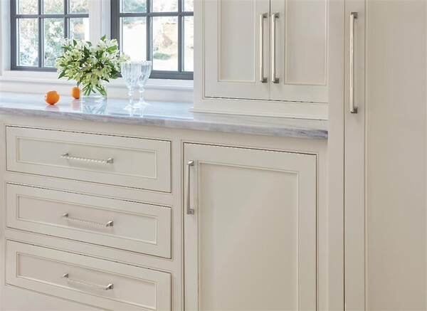 Mulholland Pull 320mm CC Polished Nickel