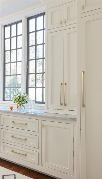 Mulholland 12 Inch Appliance Pull Champagne Bronze