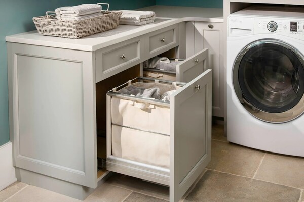 Rev-A-Shelf - 14-5/16" Hamper Bottom Mount Rev-A-Motionâ€šÃ‘Â¢ Aluminum / Canvas Liner for Closet