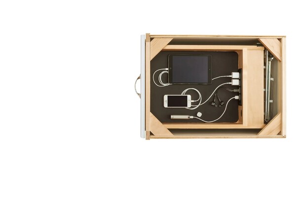 Rev-A-Shelf - 16-1/2" Opening - Complete System for Electronics Soft-Close Organizer