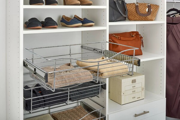 Rev-A-Shelf - 18"W x 14"D x 11"H - Chrome Wire Basket Pullout for Closet