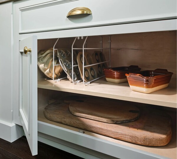 Rev-A-Shelf - 597 - White Tray Divider 18 inch High with Clips