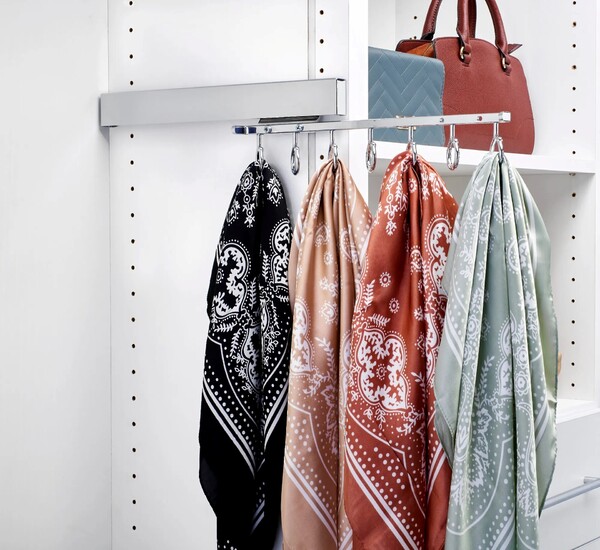 Rev-A-Shelf - Deluxe Slide Scarf Rack - Chrome 